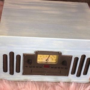 Record player / Radio/ tape player